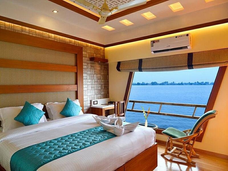 Sunset on houseboat